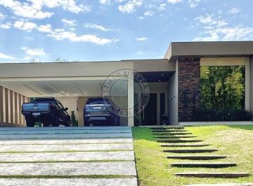 Casa · 380m² · 4 Quartos · 4 Vagas · Casa no condomínio Pedra Verde, UBATIBA.