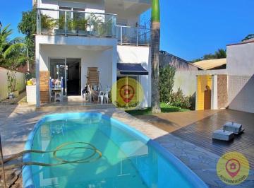 Casa · 266m² · 5 Quartos · 2 Vagas · Casa de Alto Padrão em Condomínio Fechado