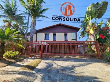 Casa de 4 quartos, Brasília · LINDA CASA COM PISCINA NO LAGO NORTE