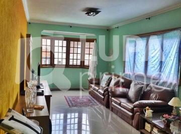 Casa · 329m² · 5 Quartos · 3 Vagas · SOBRADO COM 5 QUARTOS SENDO 1 SUÍTE E 3 VAGAS PARA VENDA, VILA GUILHERME, SÃO PAULO