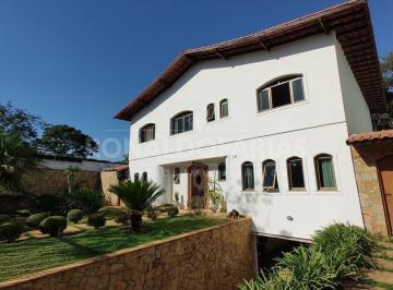 Casa · 411m² · 4 Quartos · 6 Vagas · Sobrado com 4 dormitórios para  venda ou locação na região de Interlagos.