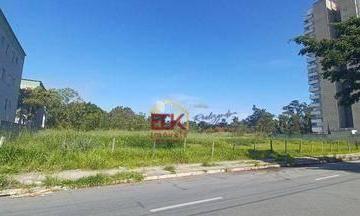 575055c16b66cc38ad1fdf57738da6483138b14a · Terreno à venda, 1900 m² em excelente localização