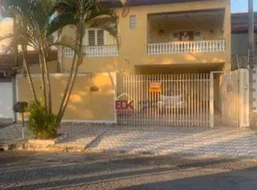 dfaba441b6ce4ac65b316c33f4f5edb4105a2067 · Sobrado com 3 dormitórios à venda, 250 m² por R$ 583.000 - Parque São Luís - Taubaté/SP