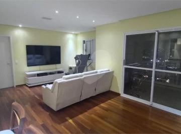 Apartamento de 3 quartos, São Paulo · Apartamento com 3 quartos na planta original, e 2 vagas