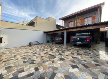 93b9810f7659362522161e675d3f44baf28c9ef9 · Casa à venda, 200 m² por R$ 900.000,00 - Jardim Brasil - Americana/SP