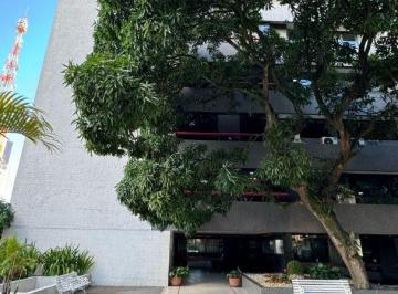 315749265c45a098fb54011394837f6b0d830144 · Magnifico apartamento à Venda no Canela - Salvador