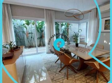 Casa á venda com 3 quartos, 216 m².jpg · Casa á venda com 3 quartos, 216 m² por R$ 2.350.000 - Royal Forest - Londrina/PR