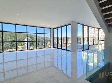 Apartamento · 302m² · 3 Quartos · 3 Vagas · Cobertura Triplex com 03 Suítes na Fazenda em Itajaí