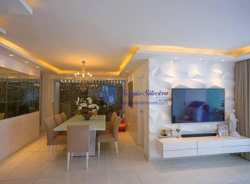 Casa de 4 quartos, Fortaleza · Excelente casa com ponto comercial na Cidade dos Funcionários!