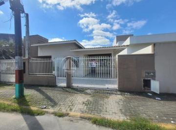 Casa Aluguel de 2 quartos · Casa com 2 dormitórios (sendo 1 suíte) - Santa Regina - Camboriú.
