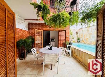 88b2d0f07721a4cf172f4f2efbc1254f4fc3f692 · Sobrado com 3 dormitórios à venda, 158 m² por R$ 2.600.000,00 - Embaré - Santos/SP