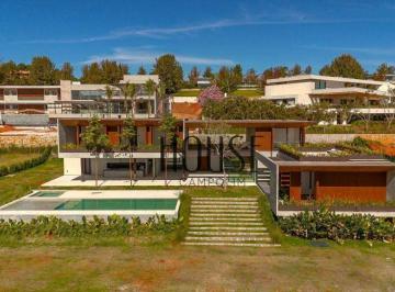 b739544903a51d10ac3c5e894c3b28f5f0c8eeac · Casa à venda em condomínio fechado em Bragança Paulista | 984m² em Quinta da Baroneza | CA5014