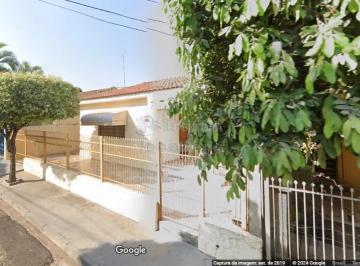 Casa · 250m² · 2 Quartos · 3 Vagas · Casa Padrão em São José do Rio Preto
