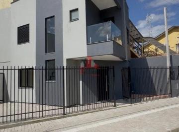Casa · 2 Quartos · 2 Vagas · Casa à venda - no Centro