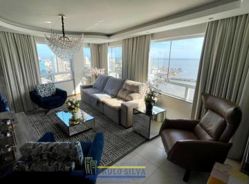 Apartamento · 105m² · 3 Quartos · 2 Vagas · Vista única! Lindo apartamento, mobiliado e decorado, com três quartos, duas vagas, entre centro e m