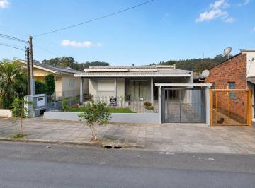 Casa · 190m² · 4 Quartos · 2 Vagas · 
                                Casa 4 Dorm. Bairro  Floresta - Est. Velha
                        