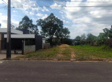 Terreno · 324m² · Terreno plano com vista aos fundos