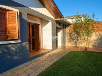 Casa · 127m² · 2 Quartos · 2 Vagas · Casa localizada no bairro Nossa Senhora Fátima
