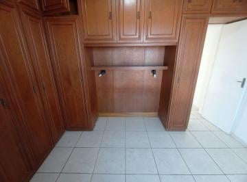 31058a68fa326798e61dab80ed5f1f860c32284d · APARTAMENTO COM VARANDA, SALA, 2 QUARTOS E DEPS COMPS COM GARAGEM PRÓXIMO ESTAÇÃO DE OLARIA