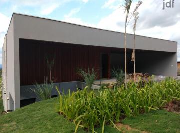 Casa · 396m² · 4 Quartos · 4 Vagas · Casa em Condomínio de alto Padrão no Residencial Vila da Mata em São Roque. Terra do vinho !