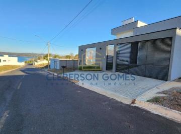 202407221655239315.jpg · Casa para Venda em Caldas Novas, Setor Lago Sul, 3 dormitórios, 1 suíte, 1 banheiro, 2 vagas