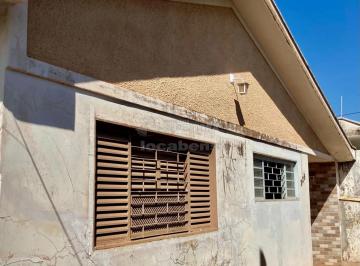 Casa · 254m² · 3 Quartos · 3 Vagas · Jardim Urano - Casa com 3 dorms, 3 vagas, sala, coz, wc, quintal, portão eletrônico