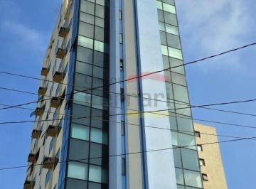 Comercial · 32m² · 1 Vaga · Sala comercial em Santana, com uma vaga de garagem, próximo ao Terminal Metrô Santana