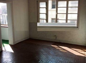 Comercial · 102m² · Conjunto Comercial com 5 Salas - Praça da República
