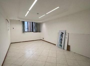 Comercial · 41m² · 1 Vaga · Sala Comercial à Venda na Pituba, Salvador-BA: 1 Sala, 1 Banheiro, 1 Vaga - 41,00 m² de Área