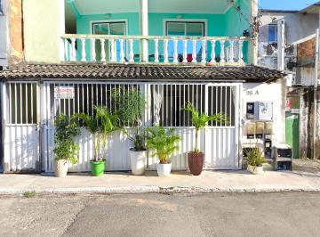 Casa de 2 quartos, Lauro de Freitas · CASA TÉRREA, NASCENTE, 2/4, SUÍTE, PRÓX. AO FIM DE LINHA.