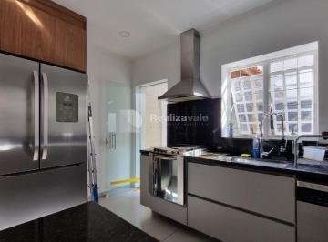 Casa · 300m² · 3 Quartos · 1 Vaga · Sobrado à venda em Taubaté, Vila São Geraldo, com 3 quartos, com 300 m²