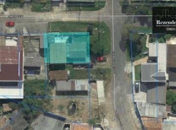 e2e067f084de3e1d9ff631f7cc0918105503190d · Terreno de 420 metros a venda no Novo Mundo