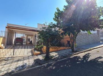 8e8dd3ca04ca1bd9b9211fd5cca0dea4a48ca647 · Casa Térrea, Construção Excelente, com 2 quartos, edícula grande à venda, 201 m² - Bairro Trujillo -