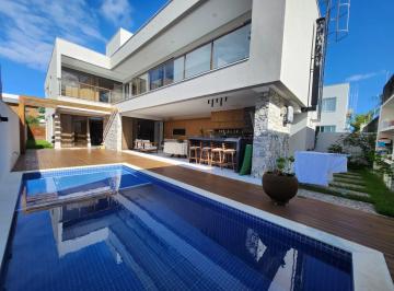 Casa de 4 quartos, Lauro de Freitas · Alto padrão com energia solar e porteira fechada!!