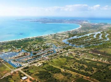 Área de Serviço · Terreno à venda em Marina - RJ