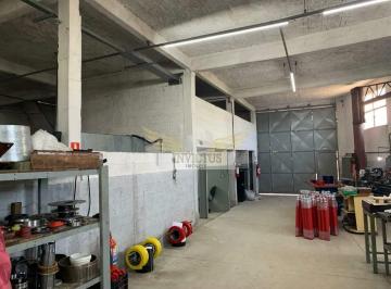Comercial · 670m² · Galpão Comercial/Industrial para Comprar, 670m² - Jardim Esperança, Mauá/SP.