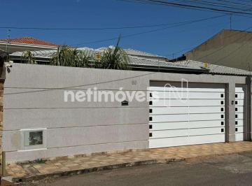 4701c294-b-whatsapp-image-2024-07-09-at-11.49.06.jpeg · QUADRA 21 - ESTUDA TROCA E DESOCUPADO.