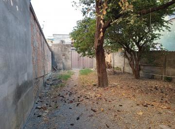 Casa de 3 quartos, Contagem · LOTE  180 MS A VENDA NO BAIRRO SANTA CRUZ INDUSTRIAL