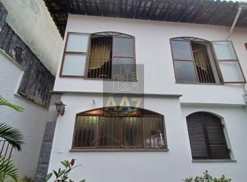 Casa · 210m² · 3 Quartos · 4 Vagas · Sobrado a Venda na Cidade dos Bandeirantes