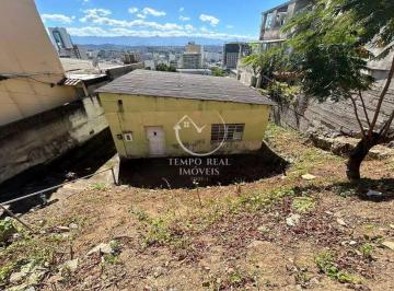 Casa · 60m² · 2 Quartos · 2 Vagas · Super oportunidade, área nobre!!