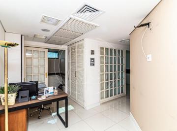 Comercial · 50m² · 1 Vaga · Conjunto Comercial - Atividade exercido na área da SAÚDE