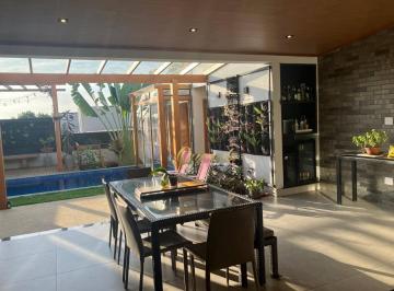 3b4b75b03da764078557c350dc8d8dc85202e3c0 · Sobrado à venda, 3 quartos, 1 suíte, piscina, planejados, ar, cond Mantova, Indaiatuba.
