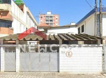 Terreno · 256m² · 1 Quarto · 1 Vaga · Lote em Rua Nabuco de Araújo - Boqueirão - Santos/SP
