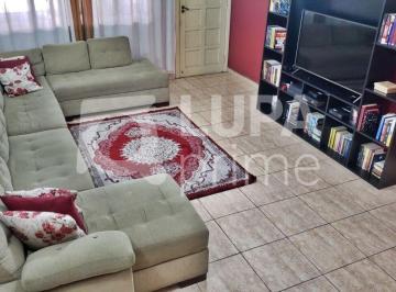Casa · 195m² · 4 Quartos · 2 Vagas · CASA COM 4 QUARTOS E 2 VAGAS DE GARAGEM À VENDA NA VILA GUILHERME