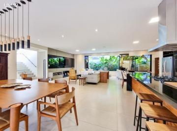 3504a113-3e8e-4724-9a99-2489b8edaf4e · Casa à venda - em Urbanova