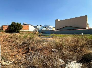 0 · terreno à venda em Jardim Regina