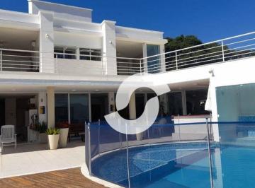 fc300c18718ba03933e8081e5004f47ee52f5b74 · Casa à venda, 420 m² por R$ 3.480.000,00 - Camboinhas - Niterói/RJ