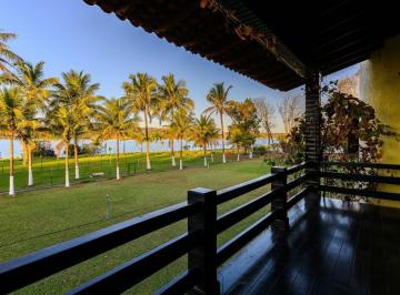Casa · 547m² · 6 Quartos · 3 Vagas · O pôr do sol no lago inspirou uma nova vanguarda: Varandismo.