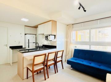 Apartamento · 32m² · 1 Quarto · 1 Vaga · APARTAMENTO À VENDA NA CIDADE BAIXA, 1 QUARTO, MOBILIADO, VAGA ESCRITURADA, PRONTO PRA MORAR!