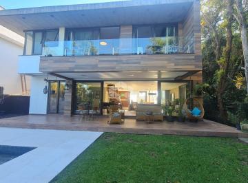 520888_i387TsV446zSGb7_5208886628215c42846.jpg · Casa de 3 suítes e piscina, com vista pra mata nativa, no Condomínio Buenavista